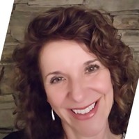 Dance Moves Employee Linda Tyler's profile photo