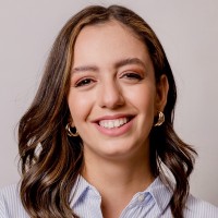Júlia Trainoti Email