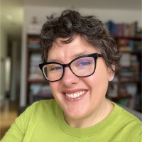 Elaine Helm Email & Phone Number