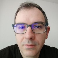 Redi Xharo Email