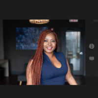 Luxury Living Employee Kelly Sims's profile photo