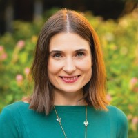 Victoria Hunt Email & Phone Number