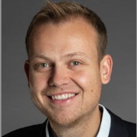 Felix Plümpe Email
