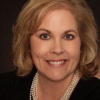 RE/MAX Southern Shores Employee Eileen Henriksen's profile photo