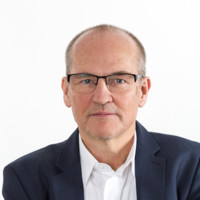 SDZeCOM GmbH & Co. KG. Employee Artur Riedmann's profile photo