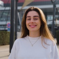 Charlotte Snoeijing Email