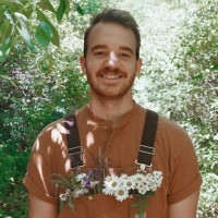 Noah Young Email & Phone Number