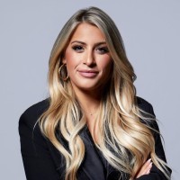 Douglas Elliman Real Estate Employee Suzie Guardino's profile photo