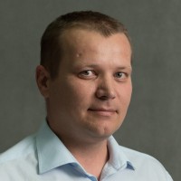 Peter Šúry Email
