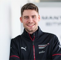 Manthey-Racing GmbH Employee Jona Kläsener's profile photo
