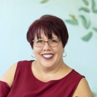 Cindy Shomphe Email & Phone Number