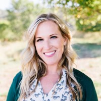 Saranoni Luxury Blankets Employee Kristen Barker's profile photo