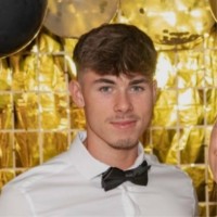 Pôle Enseignement Supérieur Baudimont Employee Simon Evrard's profile photo