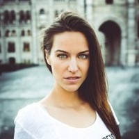 Fanni Barakonyi-Kollár Email
