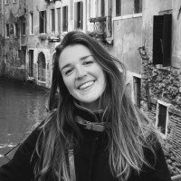 xo7 Employee Hélène Borrego's profile photo