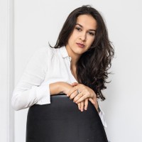 SouSmile Employee Rebeka Martins de Mello's profile photo