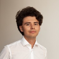 Ivan Menshchikov Email