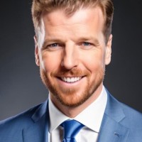 Gartner Employee Stephen Street's profile photo