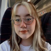 APMP UK Employee Jess Hewitt's profile photo