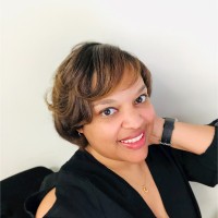 Warby Parker Employee Toni Evans's profile photo