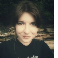 Luba Reshitnyk Email