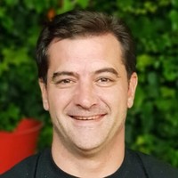 Alberto C. Email