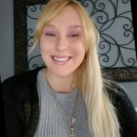 Rainbow Apparel Co Employee Erica Weeks's profile photo