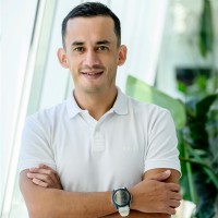 Luis Anibal Linares Bernal Email & Phone Number