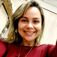 Priscila Moraes Email