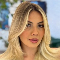 Letícia Ramirez Email