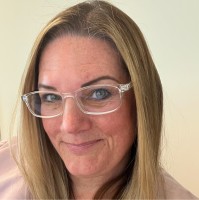 Follett Higher Education Employee Rebecca L's profile photo