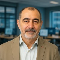 Saeta Yield Employee Luis María Retes's profile photo