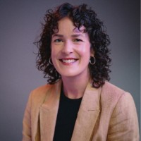 Verena Nickles Email