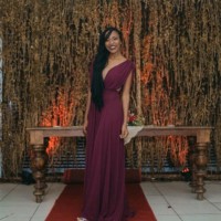 Carolina Leal Cunha Email