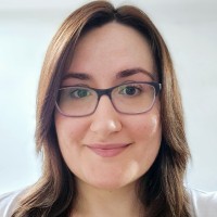 Anna Parisi Email