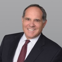 Cushman & Wakefield Employee Robert Ortiz's profile photo