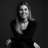 Select Fashion Employee Fernanda Umbelino's profile photo