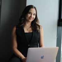 Bettina del Pino Email
