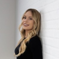 Neon Rose Employee Kyra Modrusan's profile photo