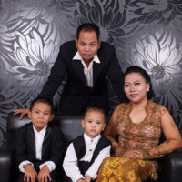 Dian Riana Email & Phone Number | TIARA CAKES, INC. Sales Marketing ...