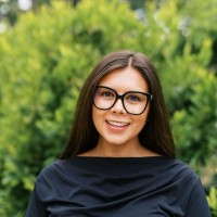 Victoria Riyazi Email