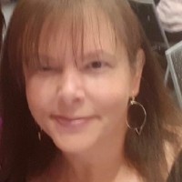 TigerPak Employee April Hanna's profile photo