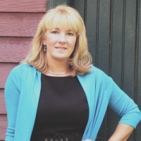 Elizabeth Beatty Email & Phone Number