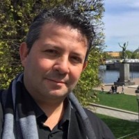 Roberto Hernandez Email