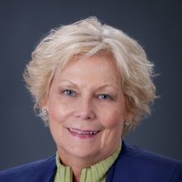 Rossmoor Realty Employee Linda Cribbs's profile photo