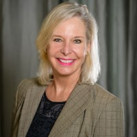 Leslie August Email & Phone Number