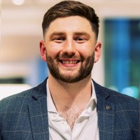 Elliot Webb Email