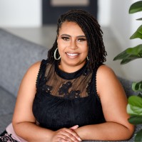 Shanika Nolen Email