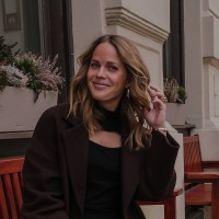 Anna Storm Email