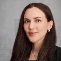 Amanda Bray Email & Phone Number